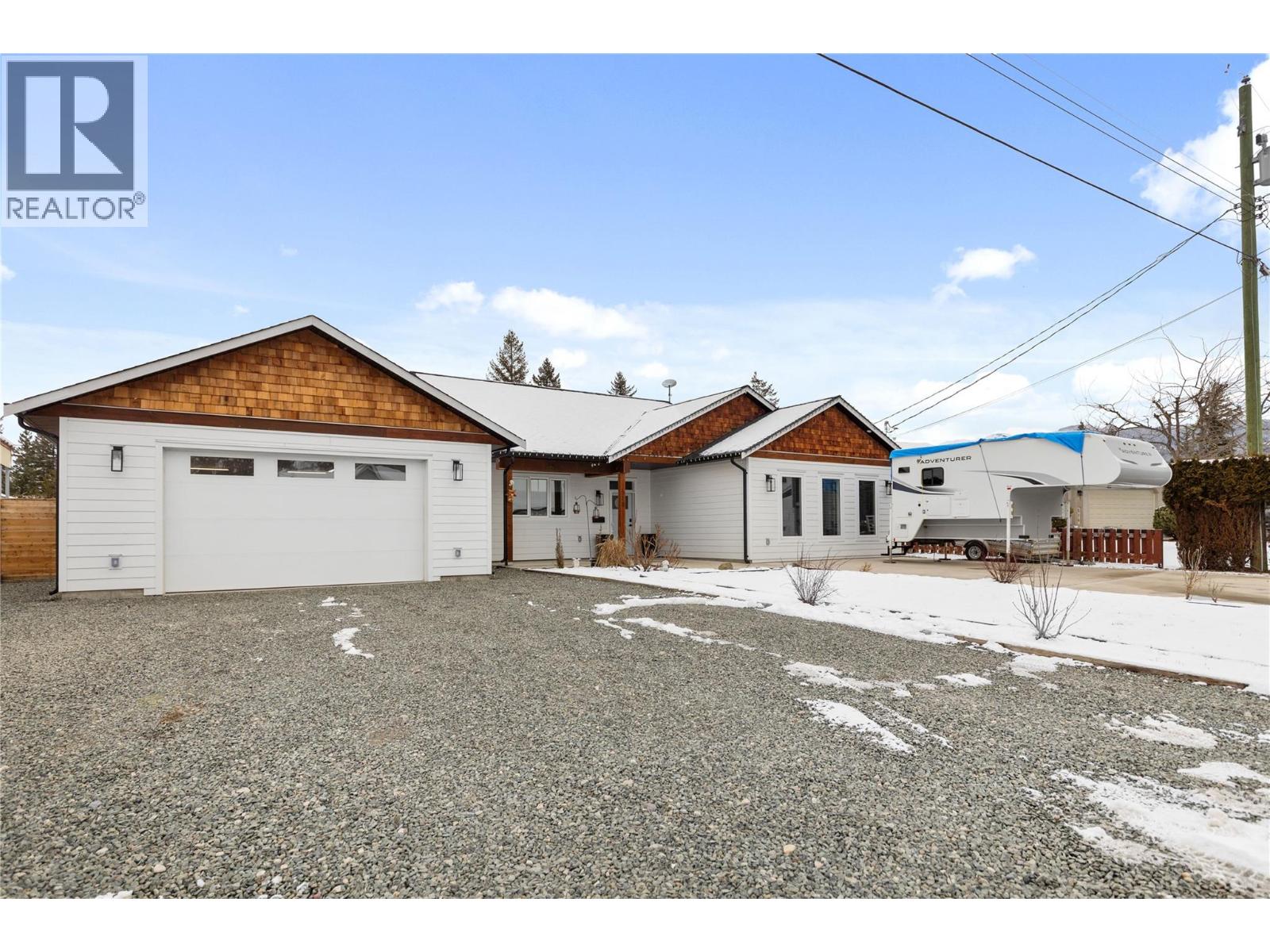 518 ORIOLE Way, Barriere