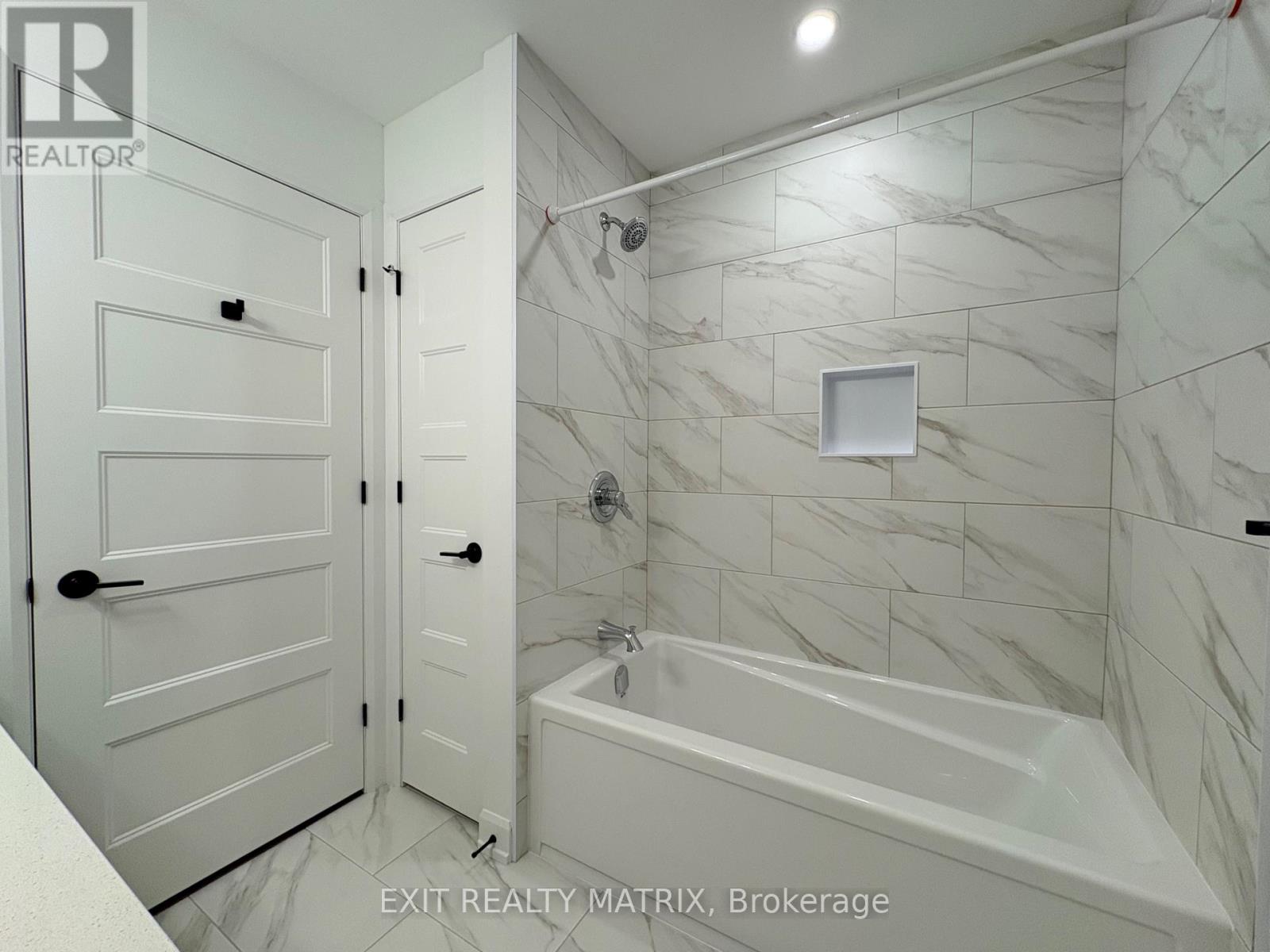 146 ELIZABETH DRIVE — photo 15