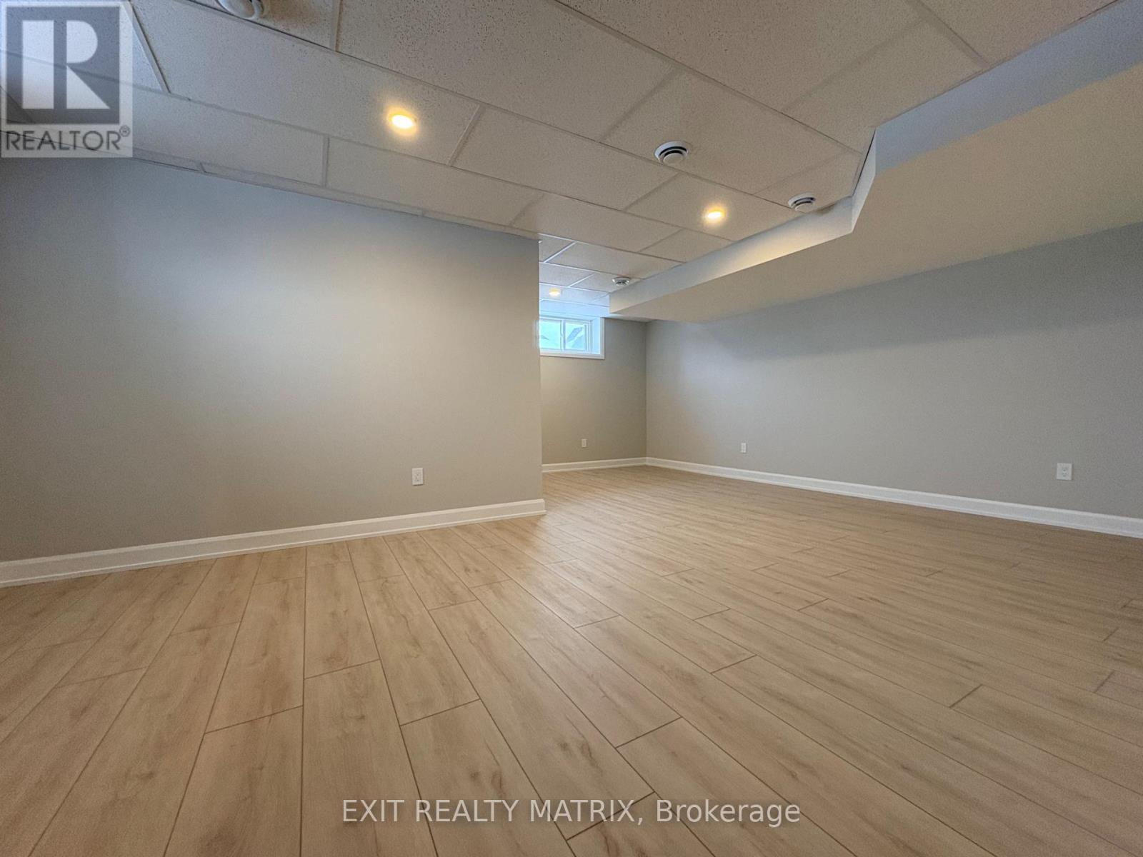146 ELIZABETH DRIVE — photo 20
