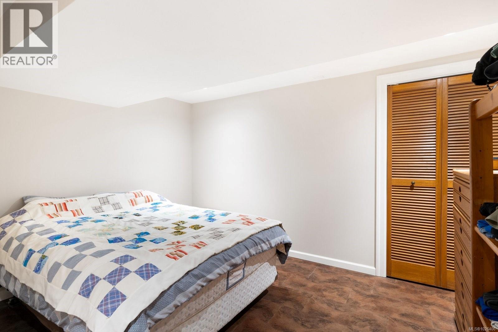  1721 Townley Street, Saanich