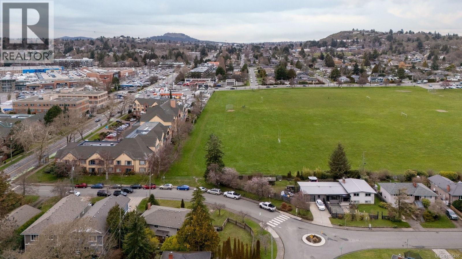  1721 Townley Street, Saanich