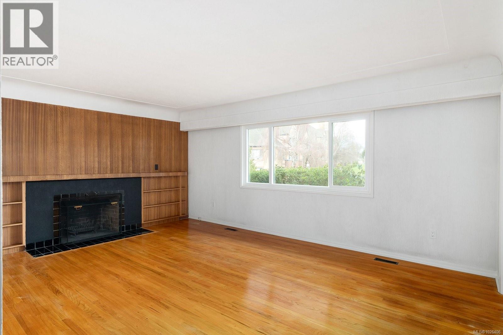  1721 Townley Street, Saanich