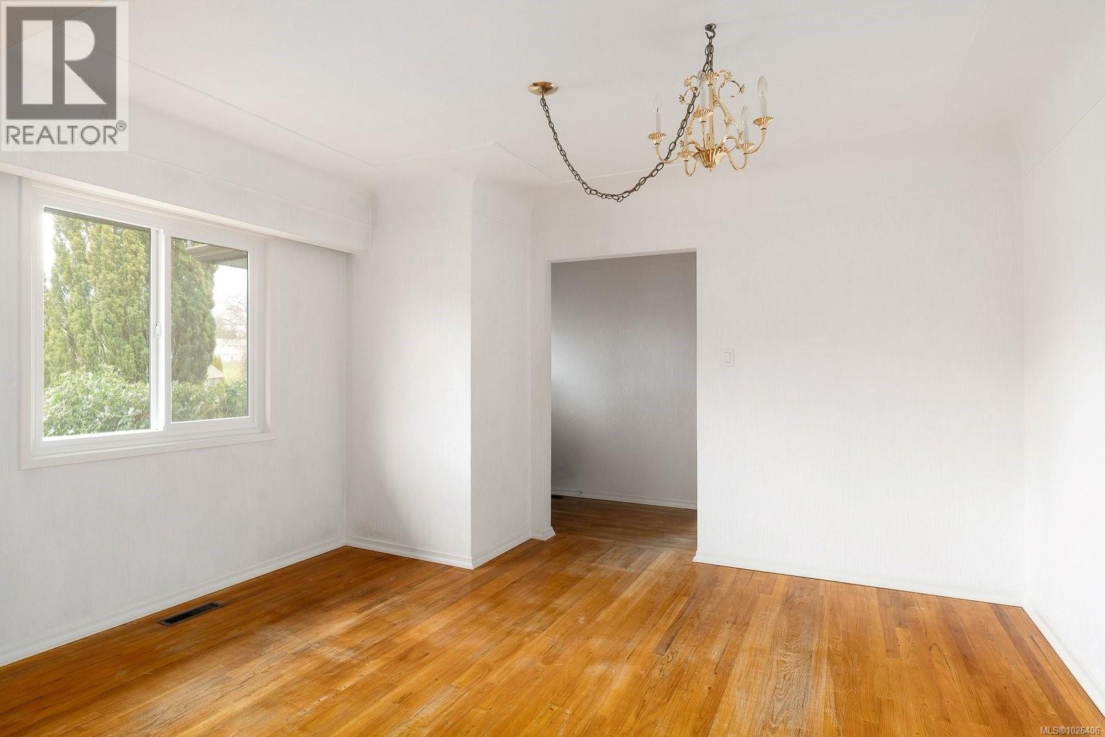  1721 Townley Street, Saanich