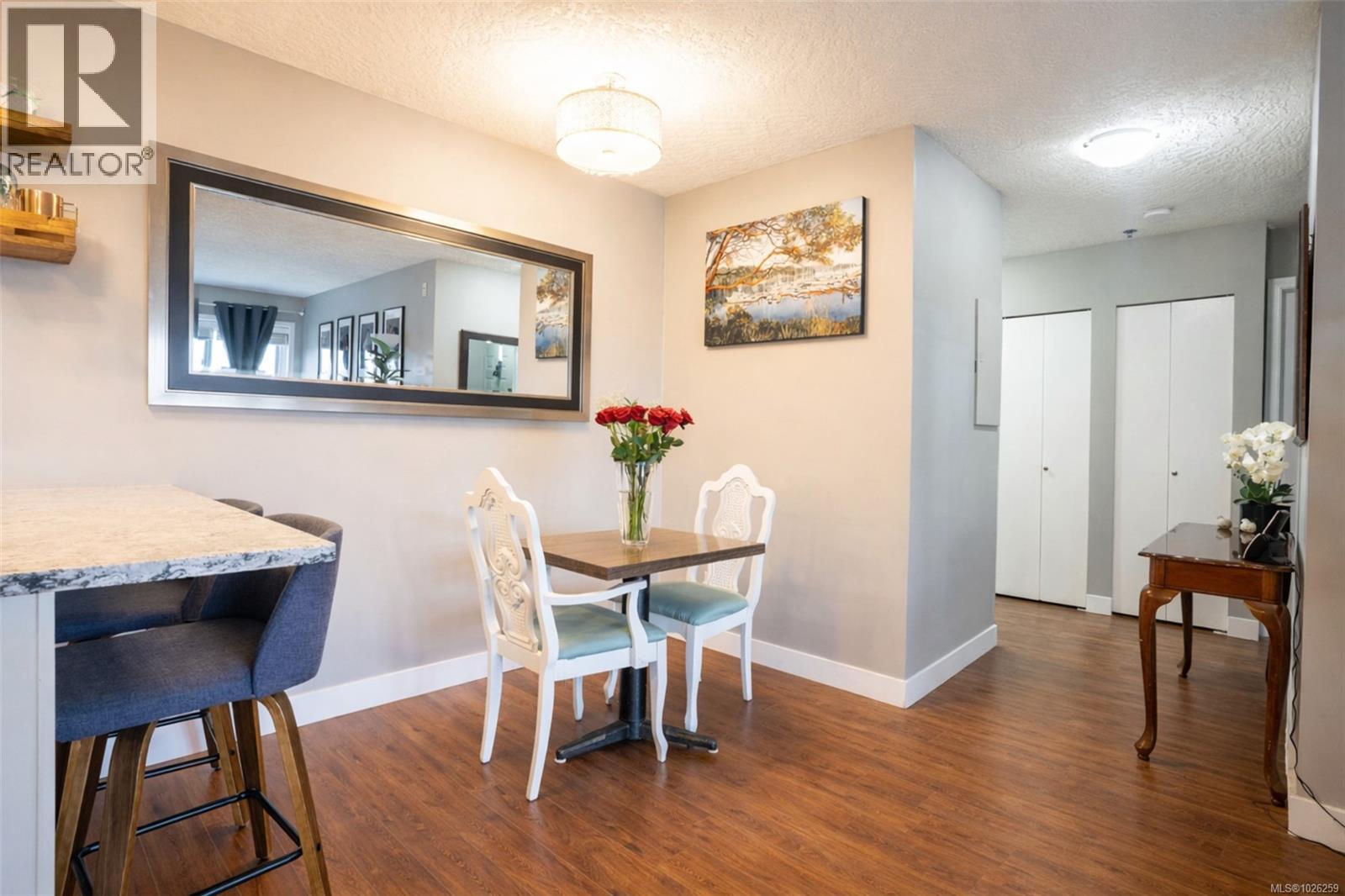 405 3460 Quadra Street, Saanich