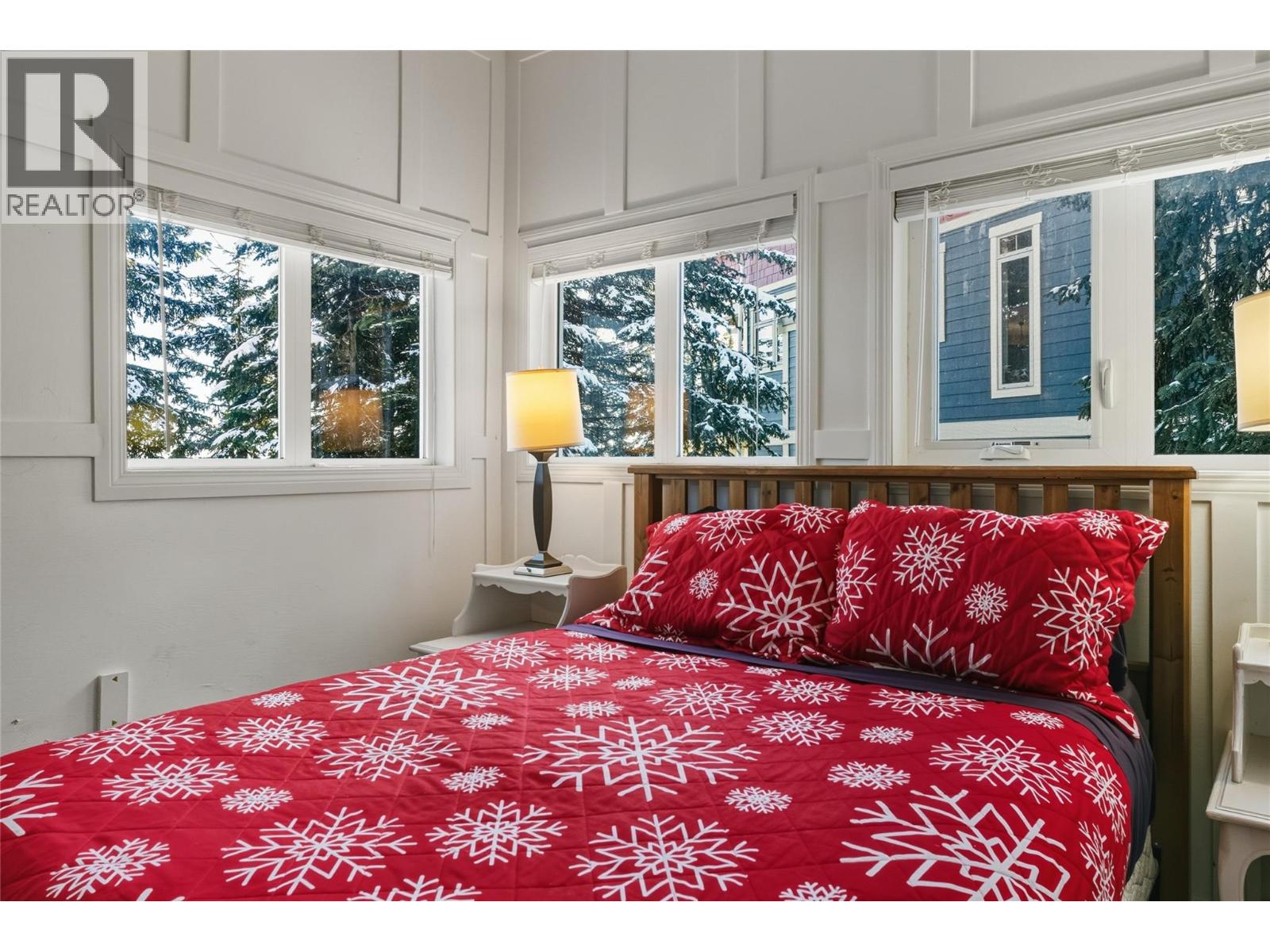 725 Monashee Road, Silver Star