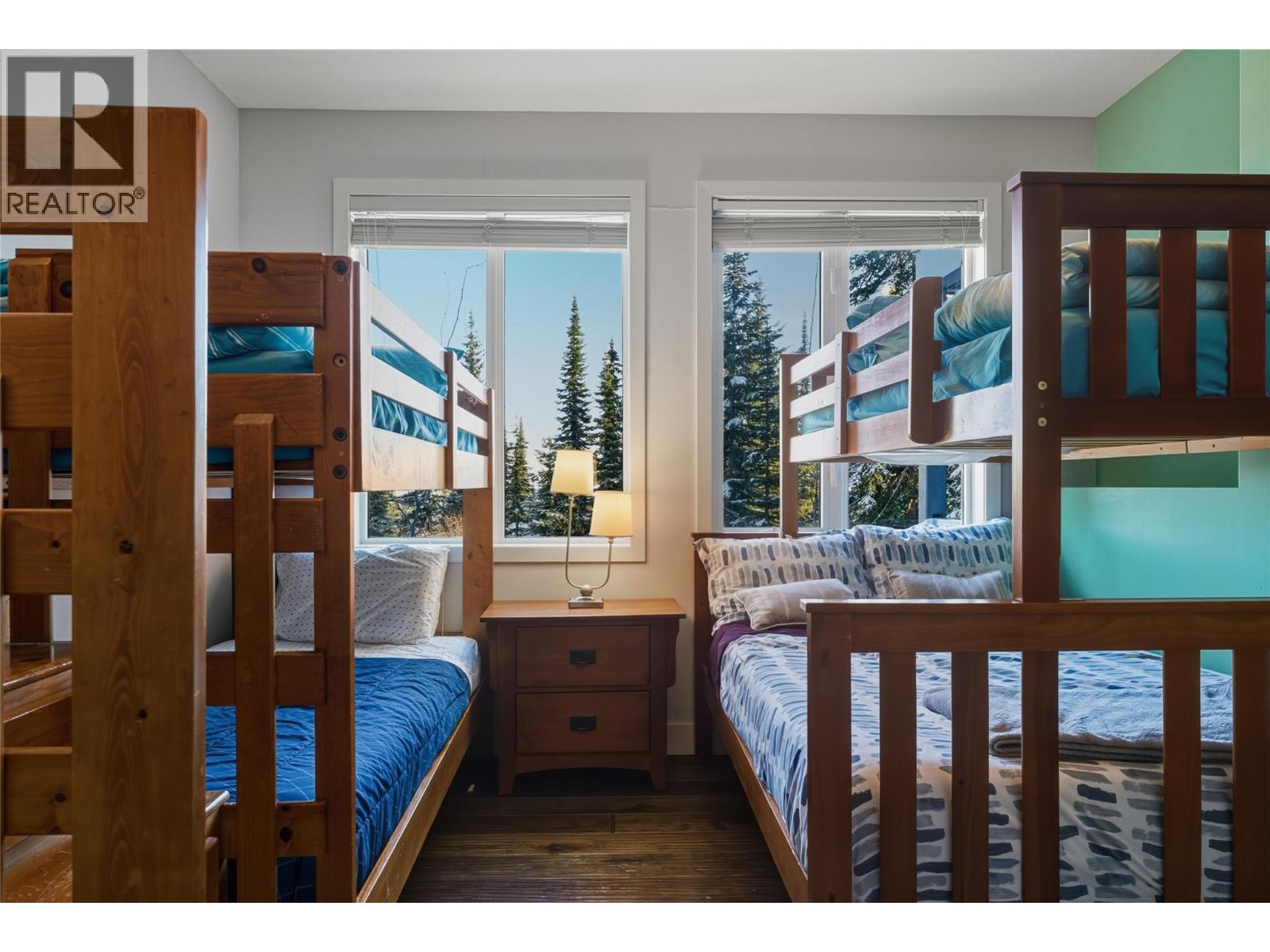 725 Monashee Road, Silver Star