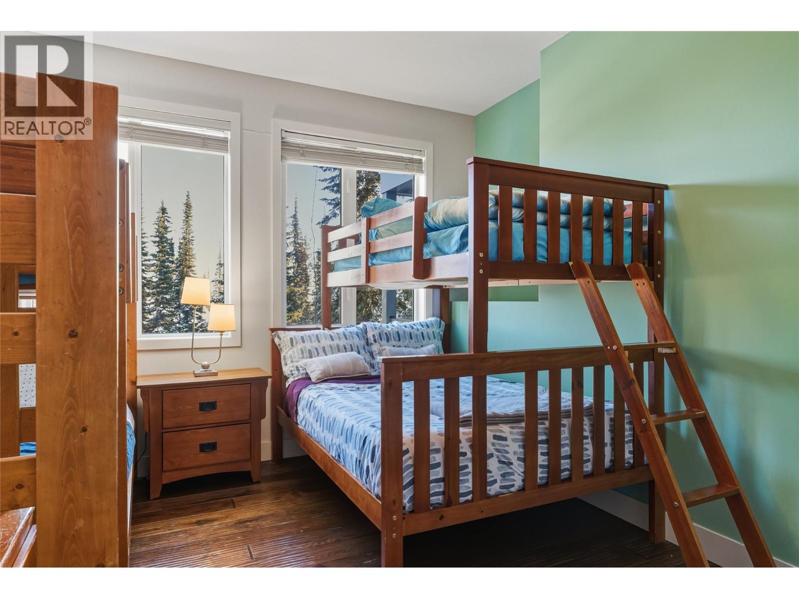 725 Monashee Road, Silver Star