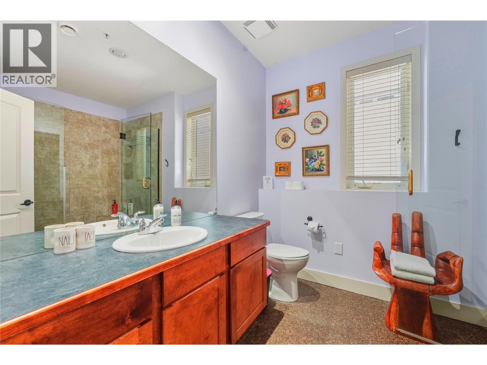 725 Monashee Road - 37