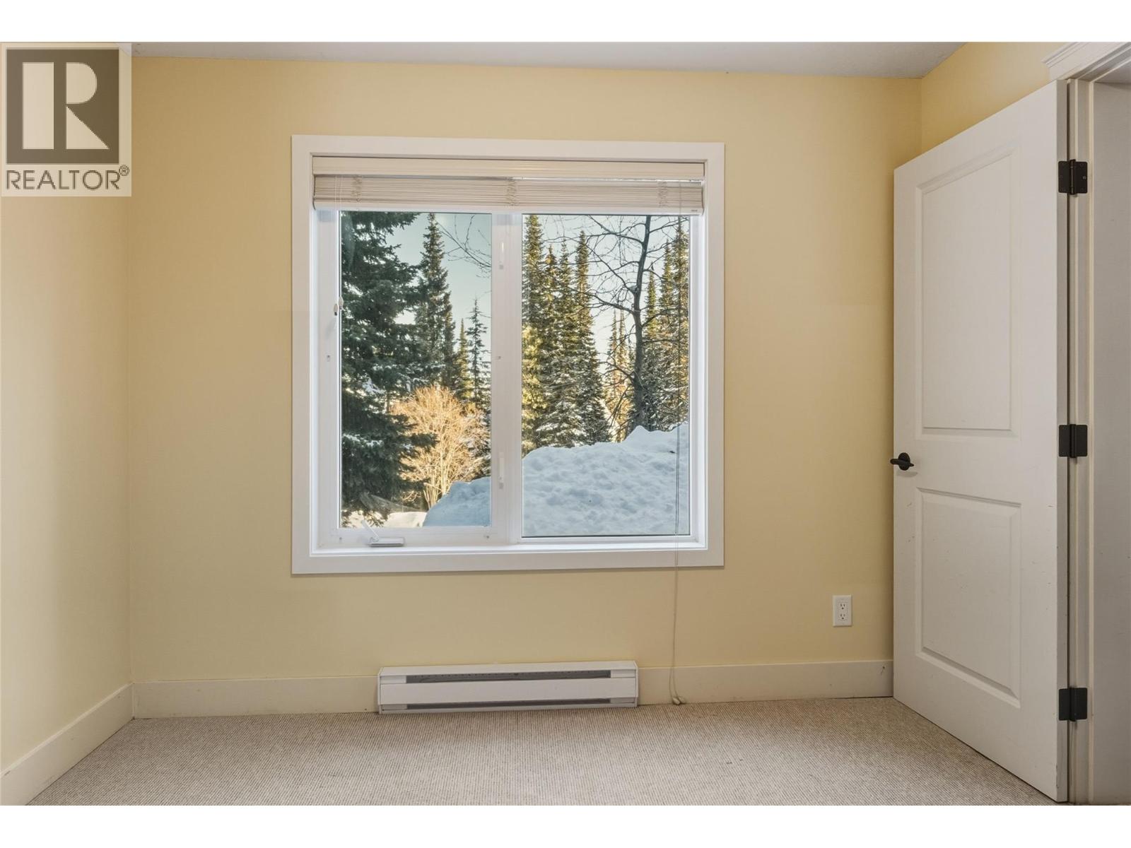 725 Monashee Road, Silver Star