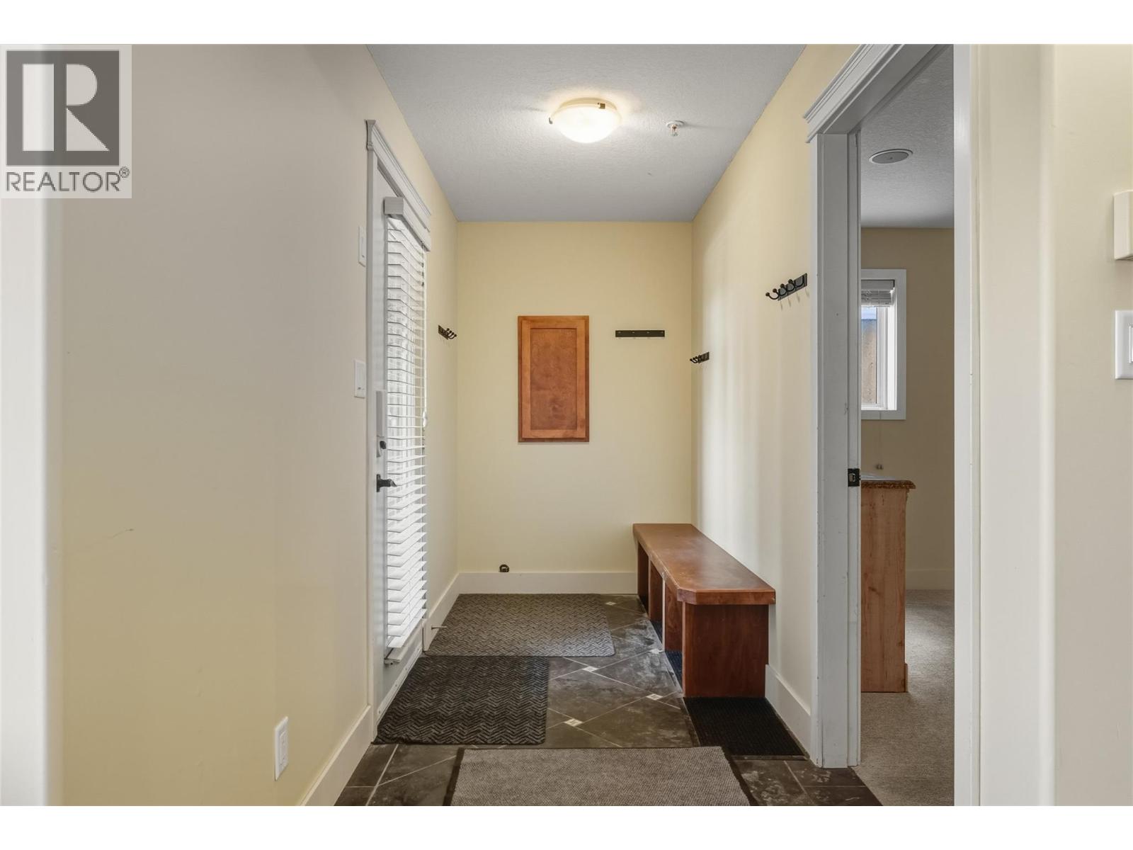 725 Monashee Road, Silver Star