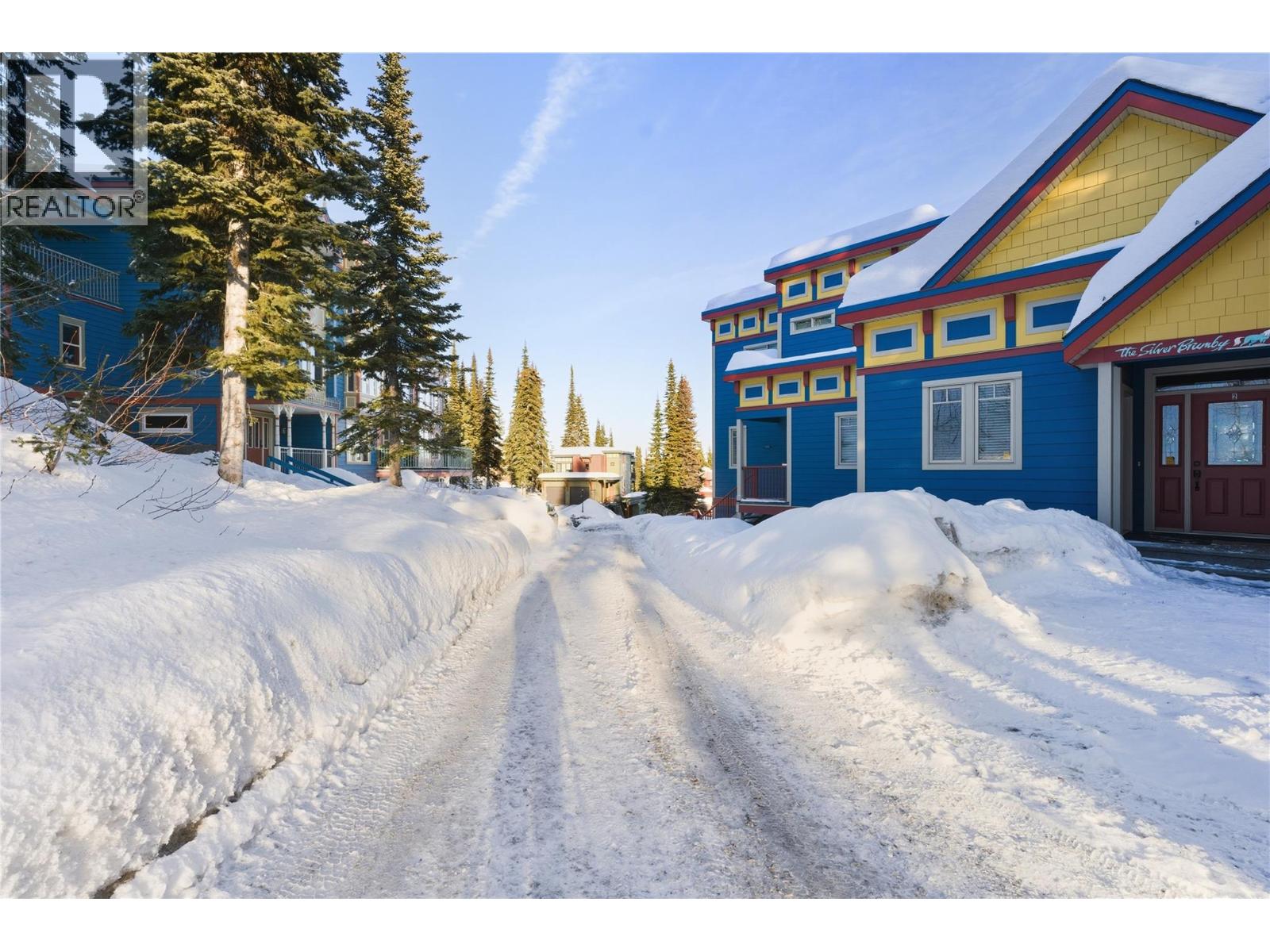 725 Monashee Road - 56