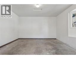 Foyer - 725 Monashee Road, Silver Star, BC V1B0S5 Photo 21