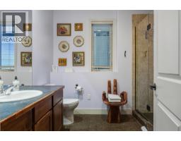 725 Monashee Road, Silver Star, BC V1B0S5 Photo 36