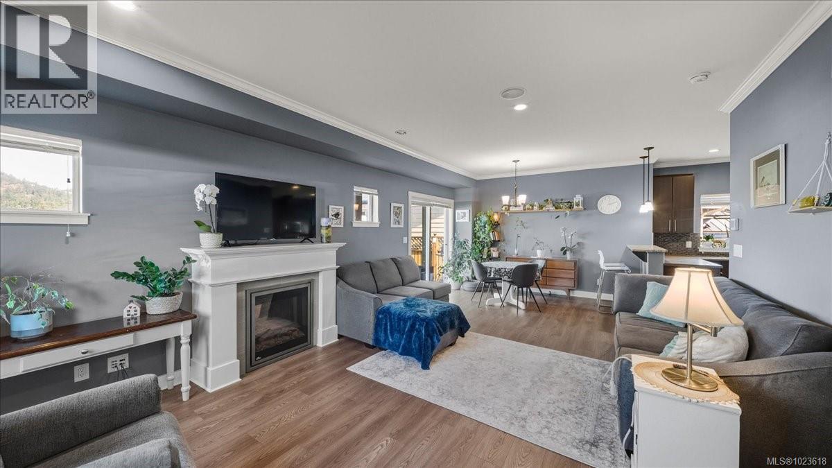 1335 Artesian Crt, Langford