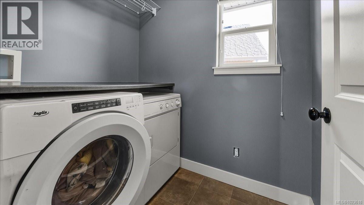 1335 Artesian Crt, Langford