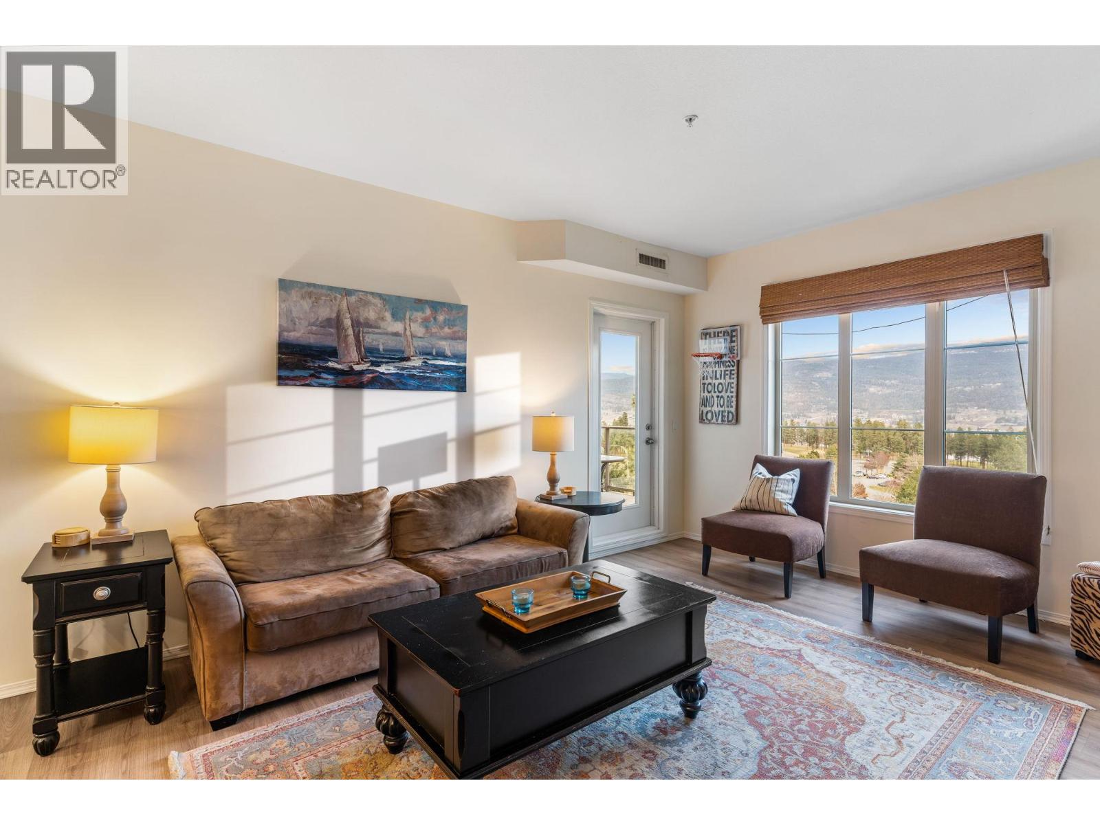 1616 1875 Country Club Drive, Kelowna