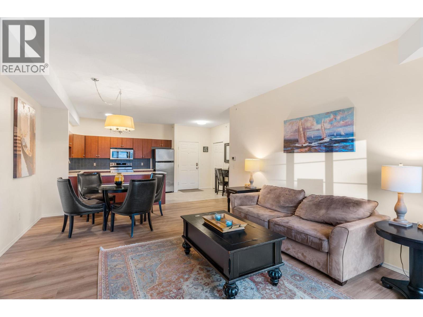 1616 1875 Country Club Drive, Kelowna