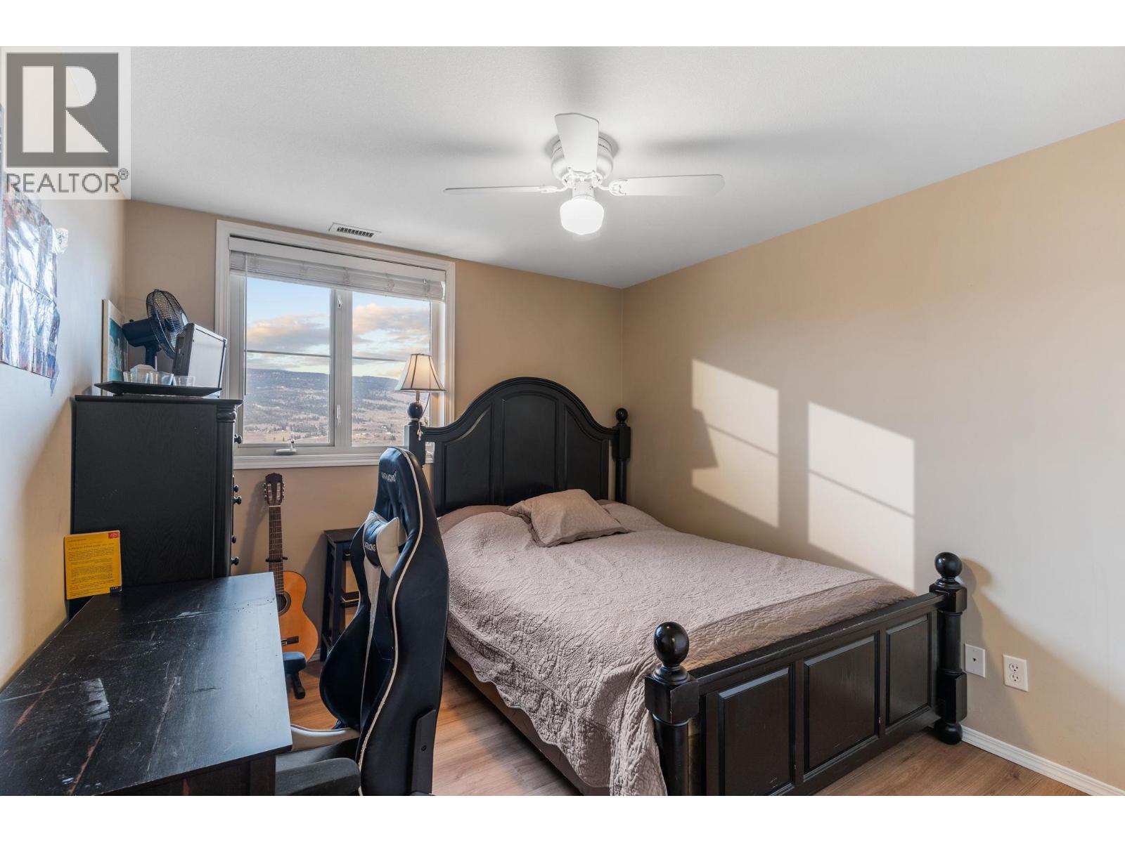 1616 1875 Country Club Drive, Kelowna