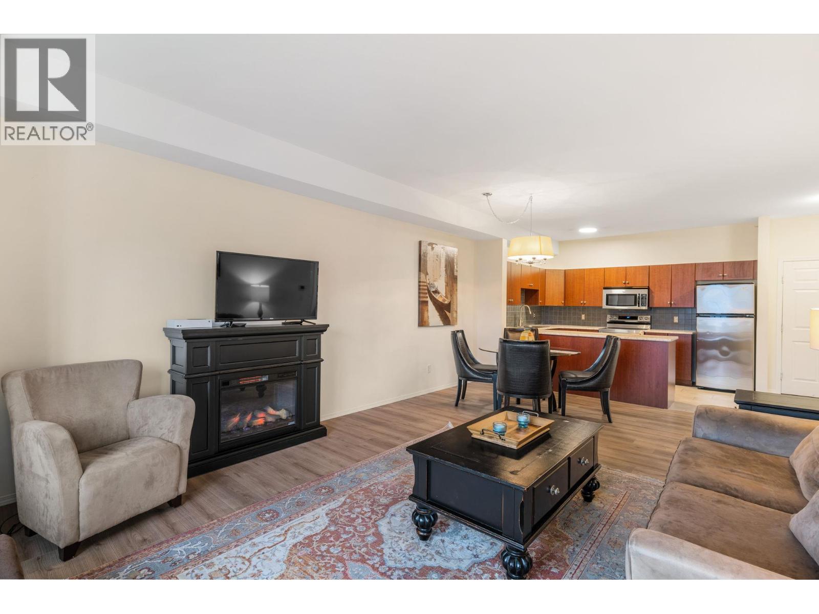 1616 1875 Country Club Drive, Kelowna