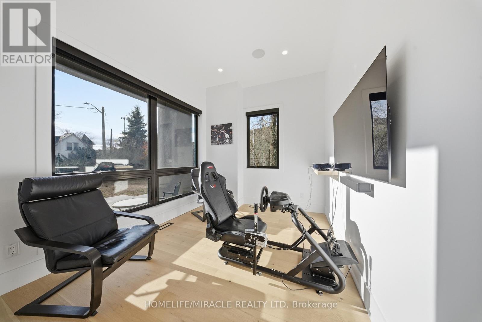 1653 GLENBURNIE ROAD - 3