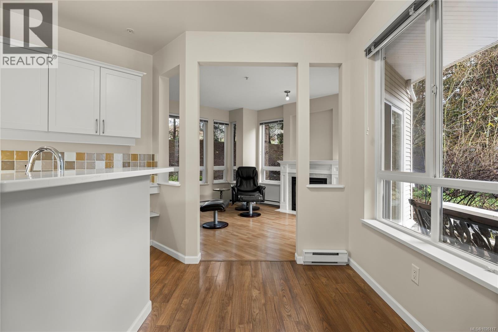 101 5625 Edgewater Lane, Nanaimo