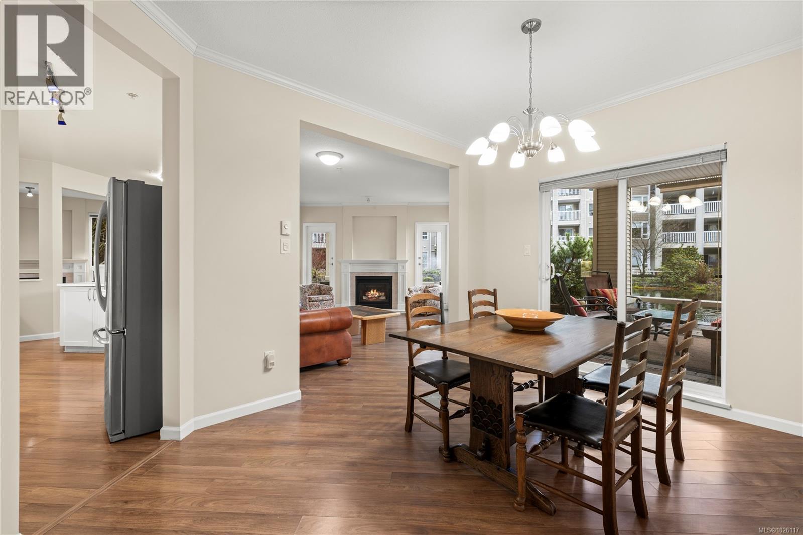 101 5625 Edgewater Lane, Nanaimo