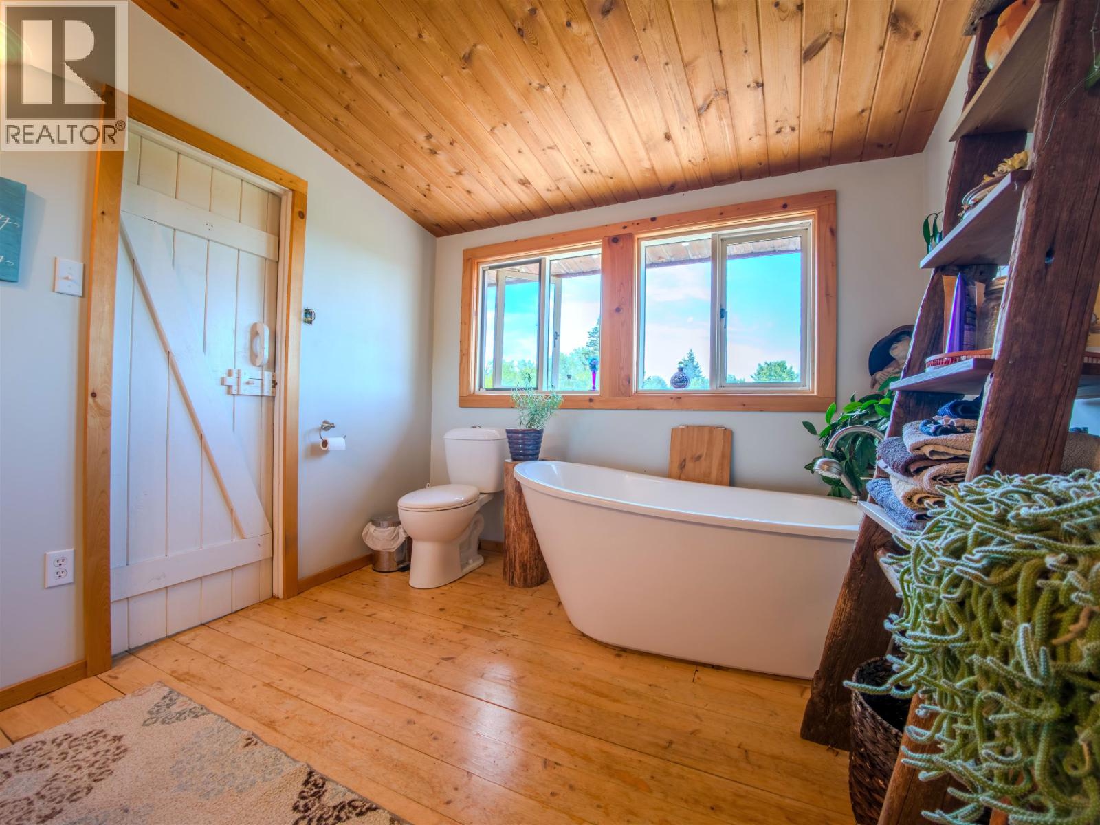 6661 BISS ROAD, Forest Grove