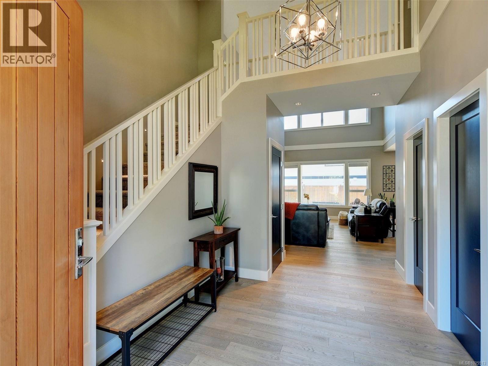 1027 Deltana Ave, Langford