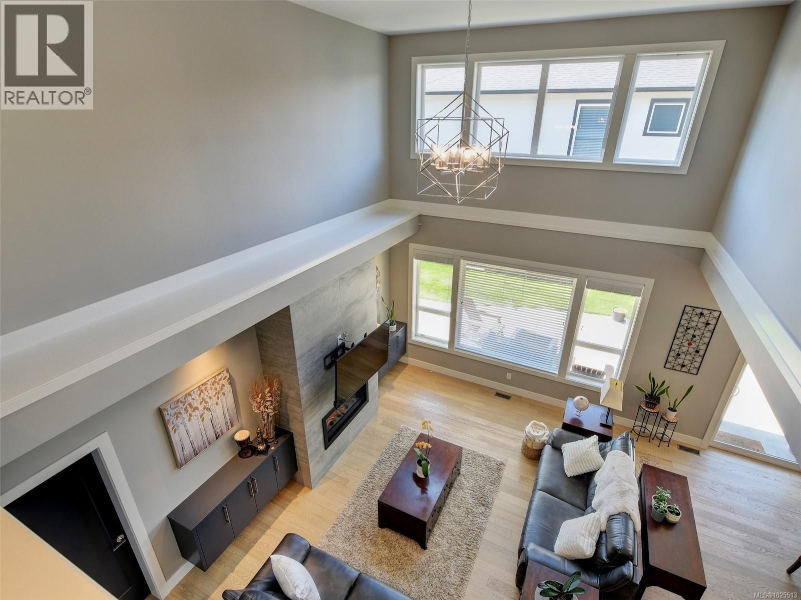 1027 Deltana Ave, Langford