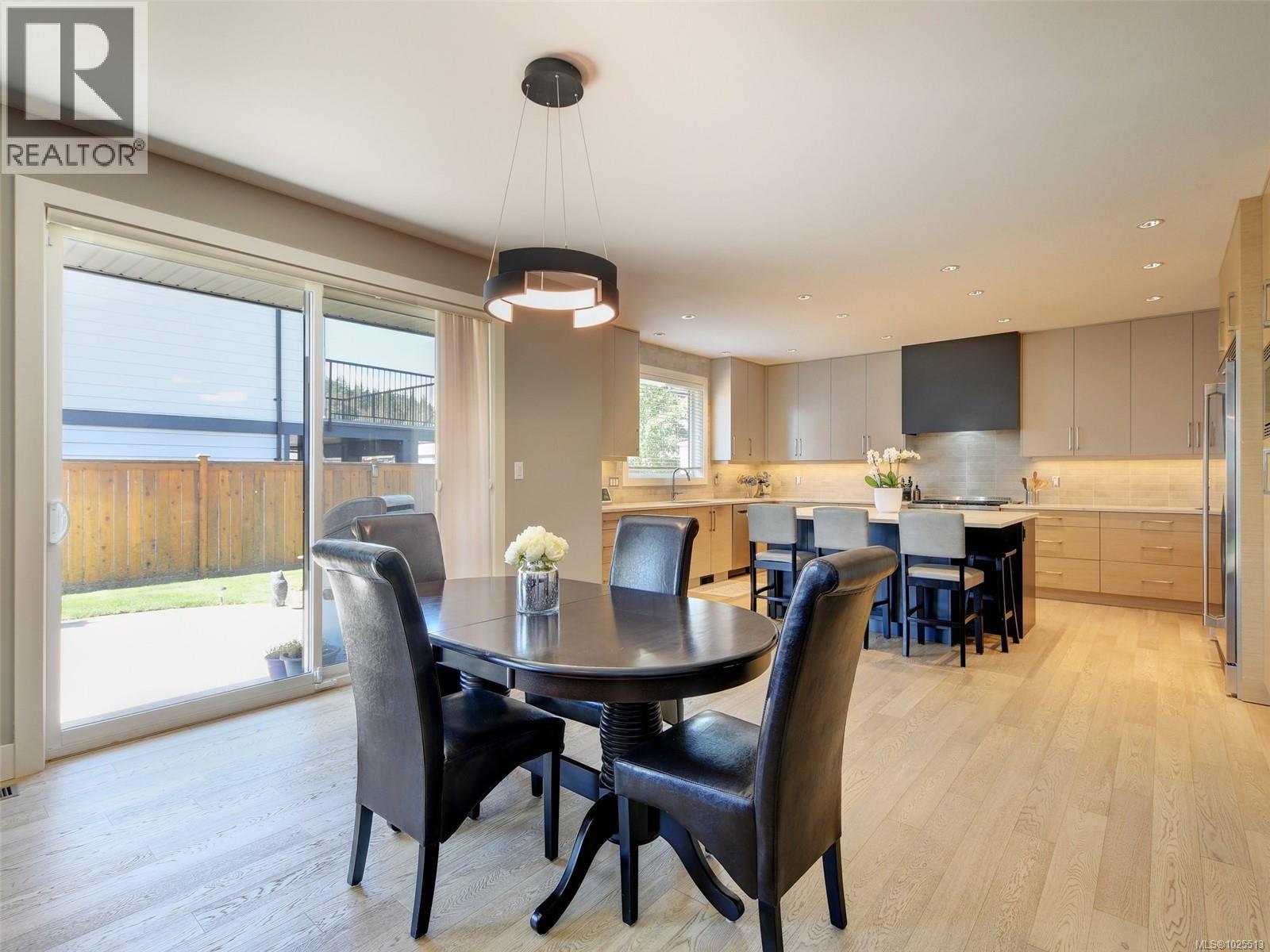 1027 Deltana Ave, Langford