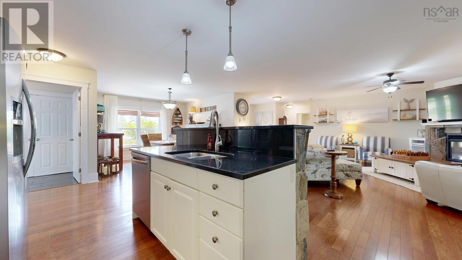 Property 18 of 46 of 114 Ocean Stone Drive