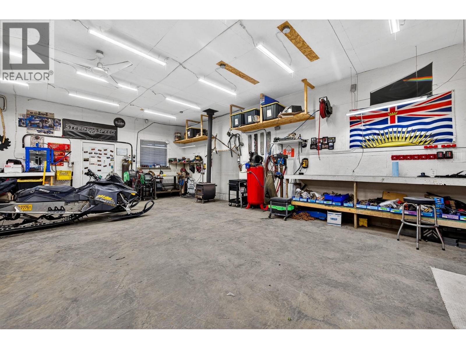 4587 MARTIN CREEK Road - 37