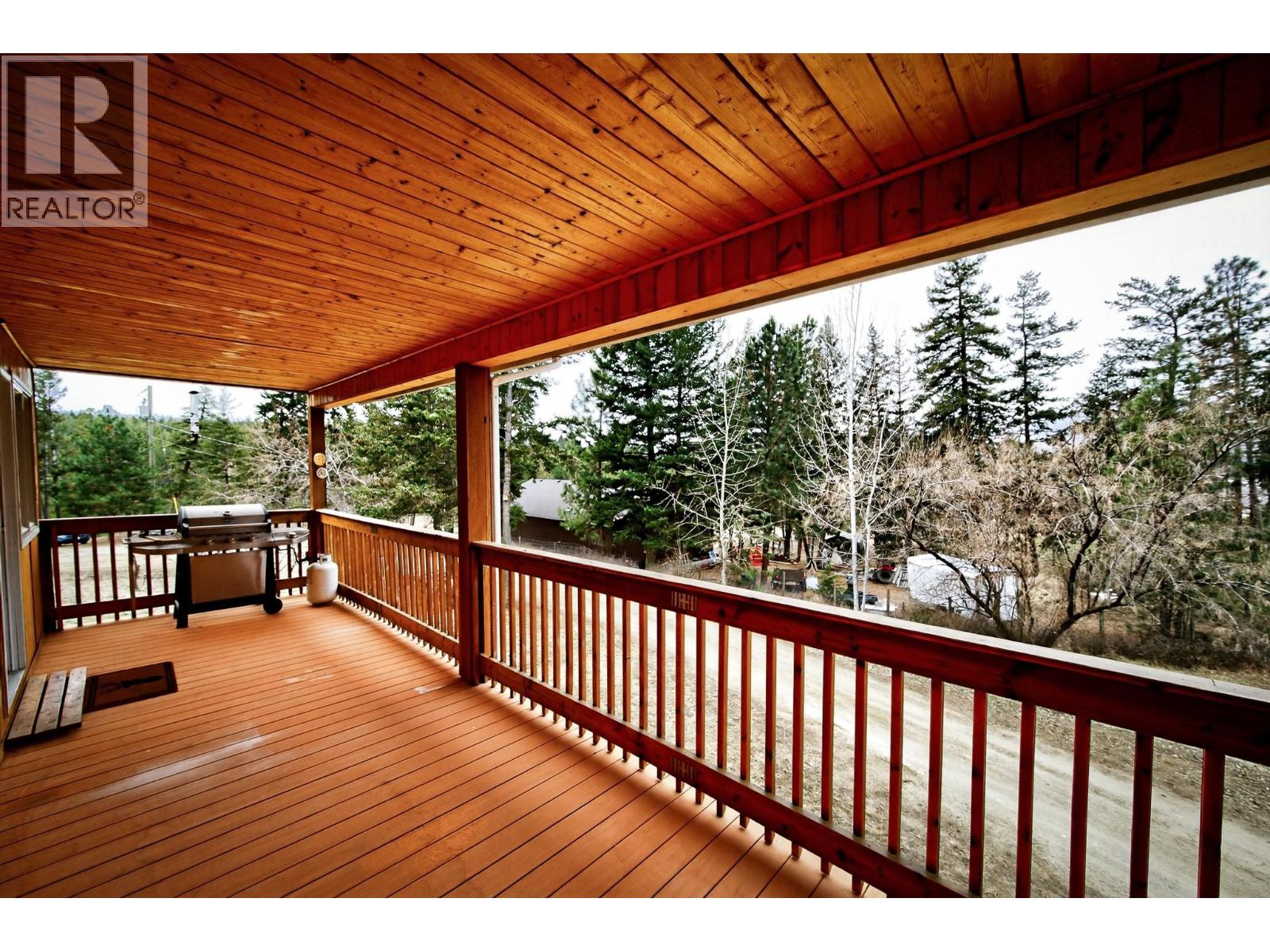 4587 MARTIN CREEK Road, Pritchard