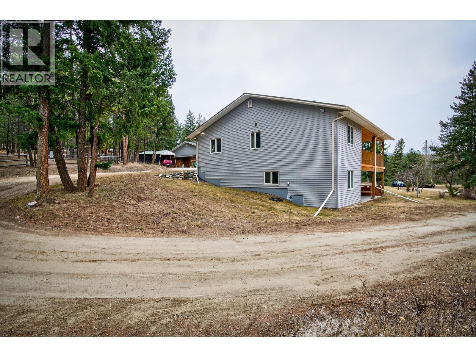 4587 MARTIN CREEK Road, Pritchard