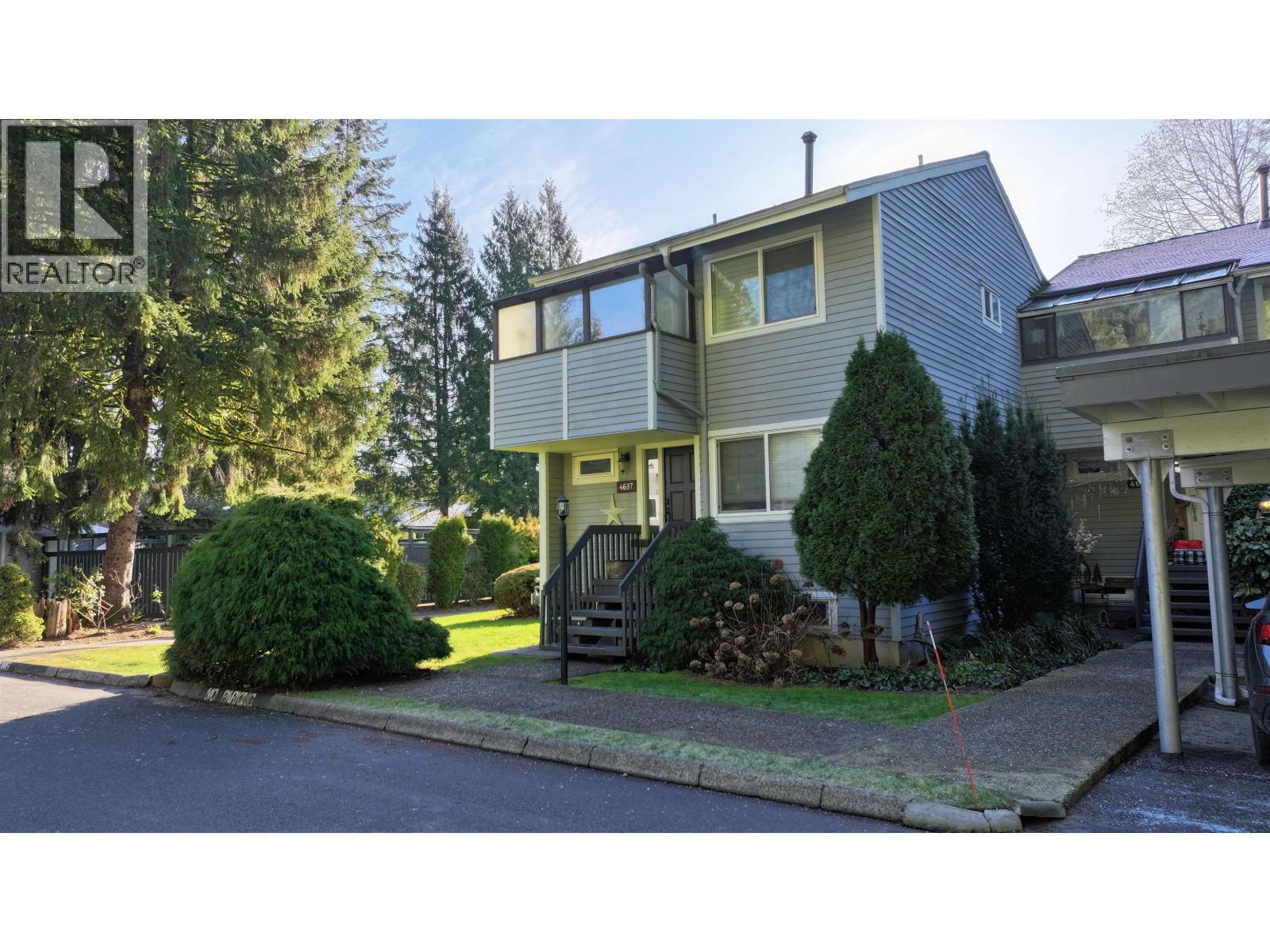 4687 HOSKINS ROAD, North Vancouver