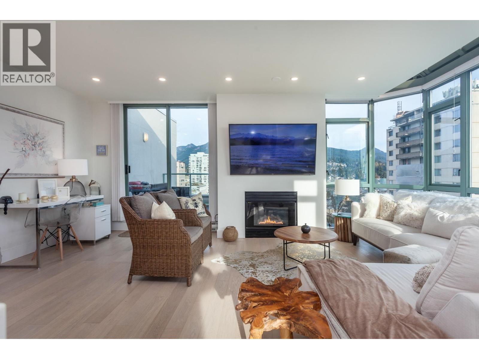 PH1 140 E 14TH STREET, North Vancouver