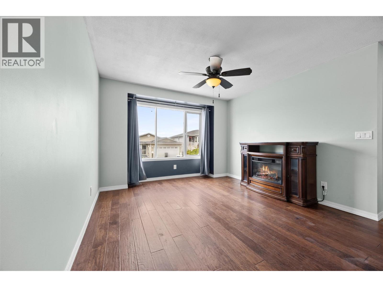 #8 6400 Spencer Road - 6