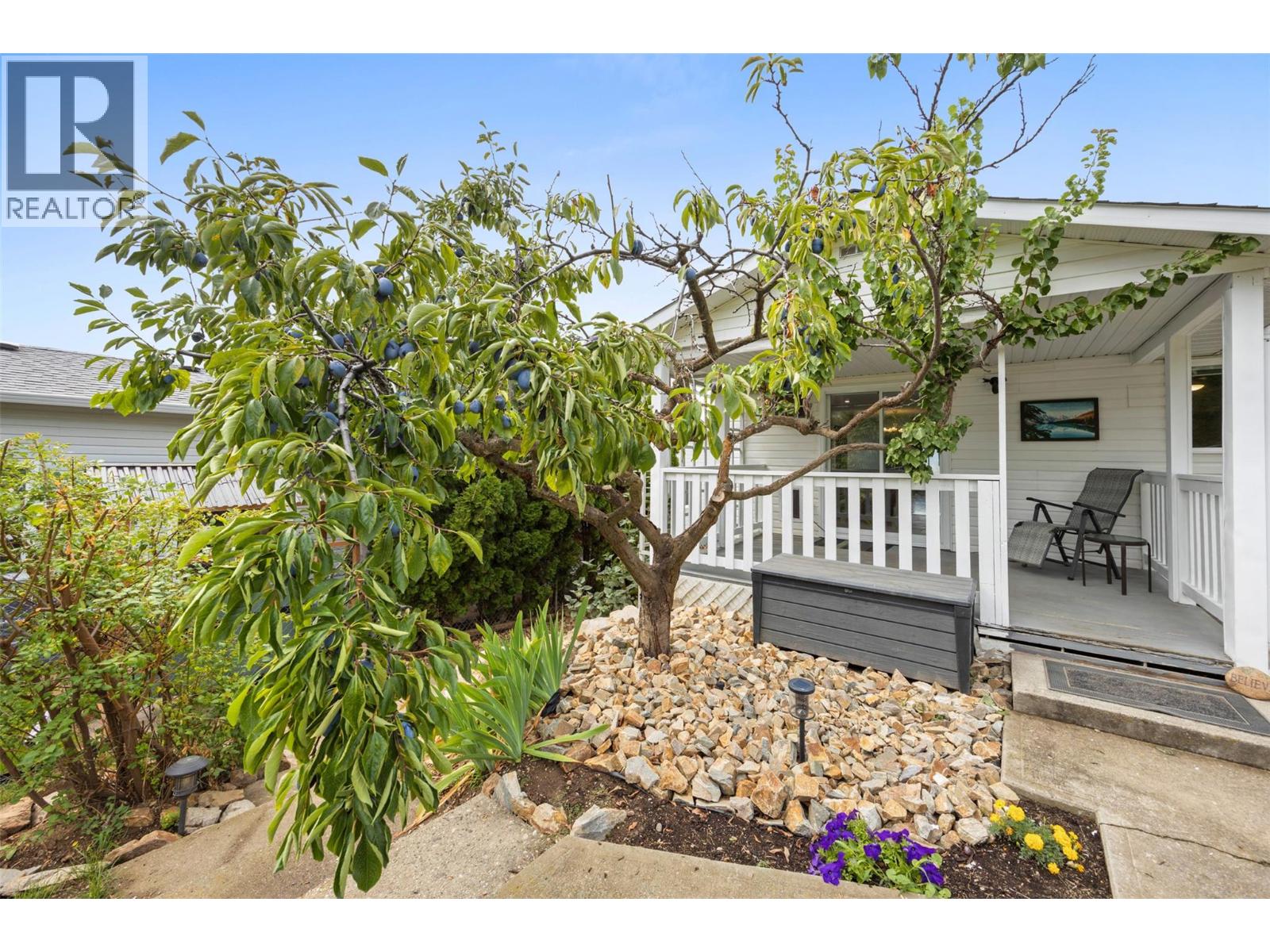 8 6400 Spencer Road, Kelowna