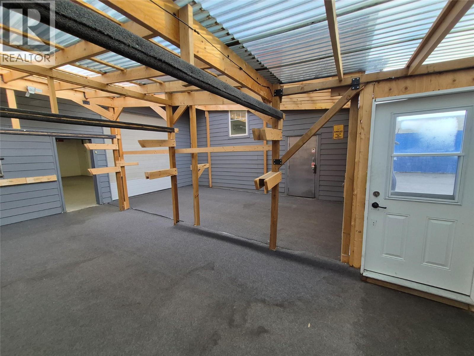 Unit B 571 Gaston Avenue, Kelowna