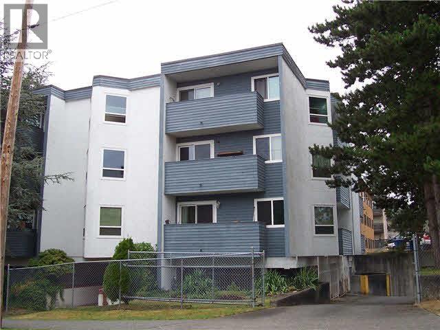 301 16 LAKEWOOD Drive - main photo