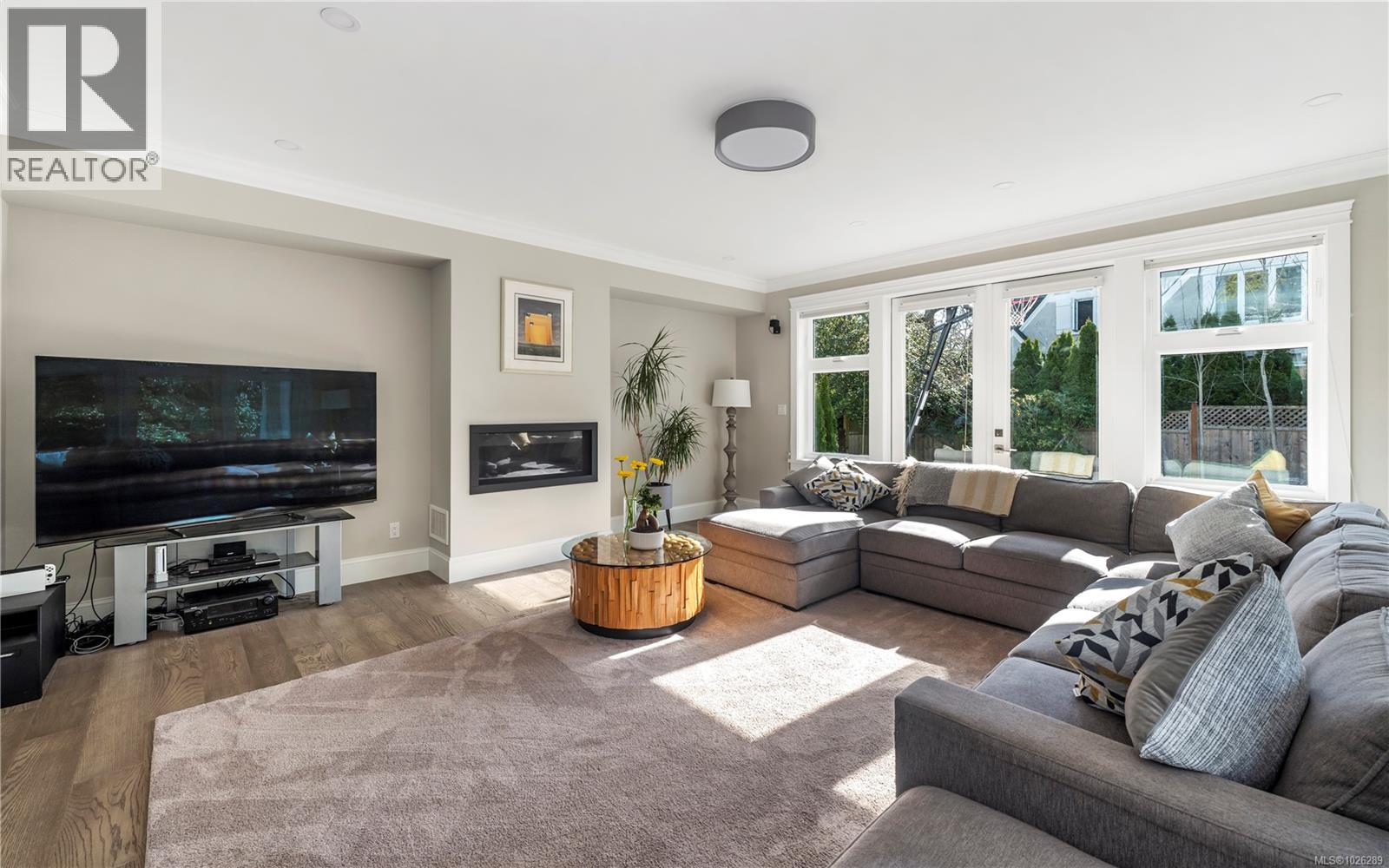 3350 Weald Rd, Oak Bay