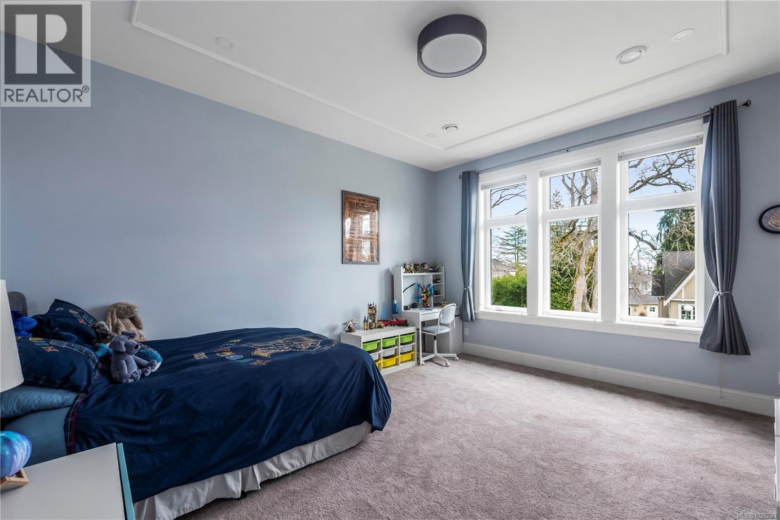 3350 Weald Rd, Oak Bay