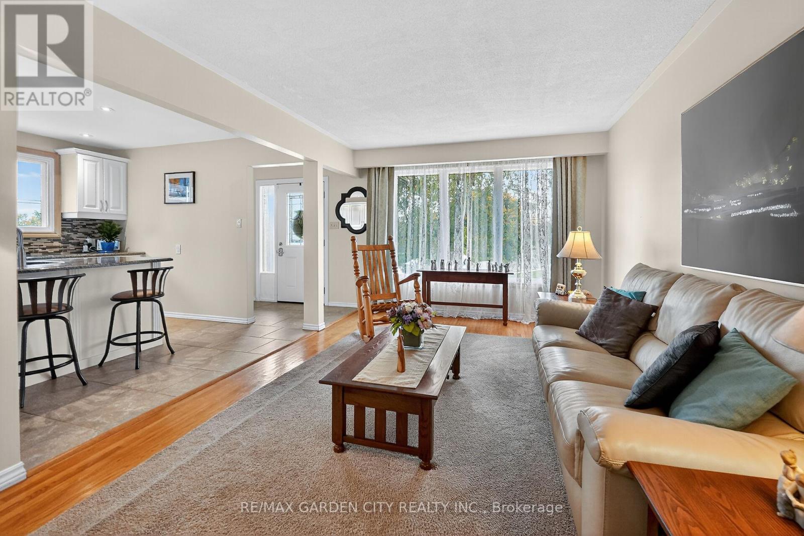 120 KINROSS STREET - Photo 3 of 34, Haldimand, Ontario