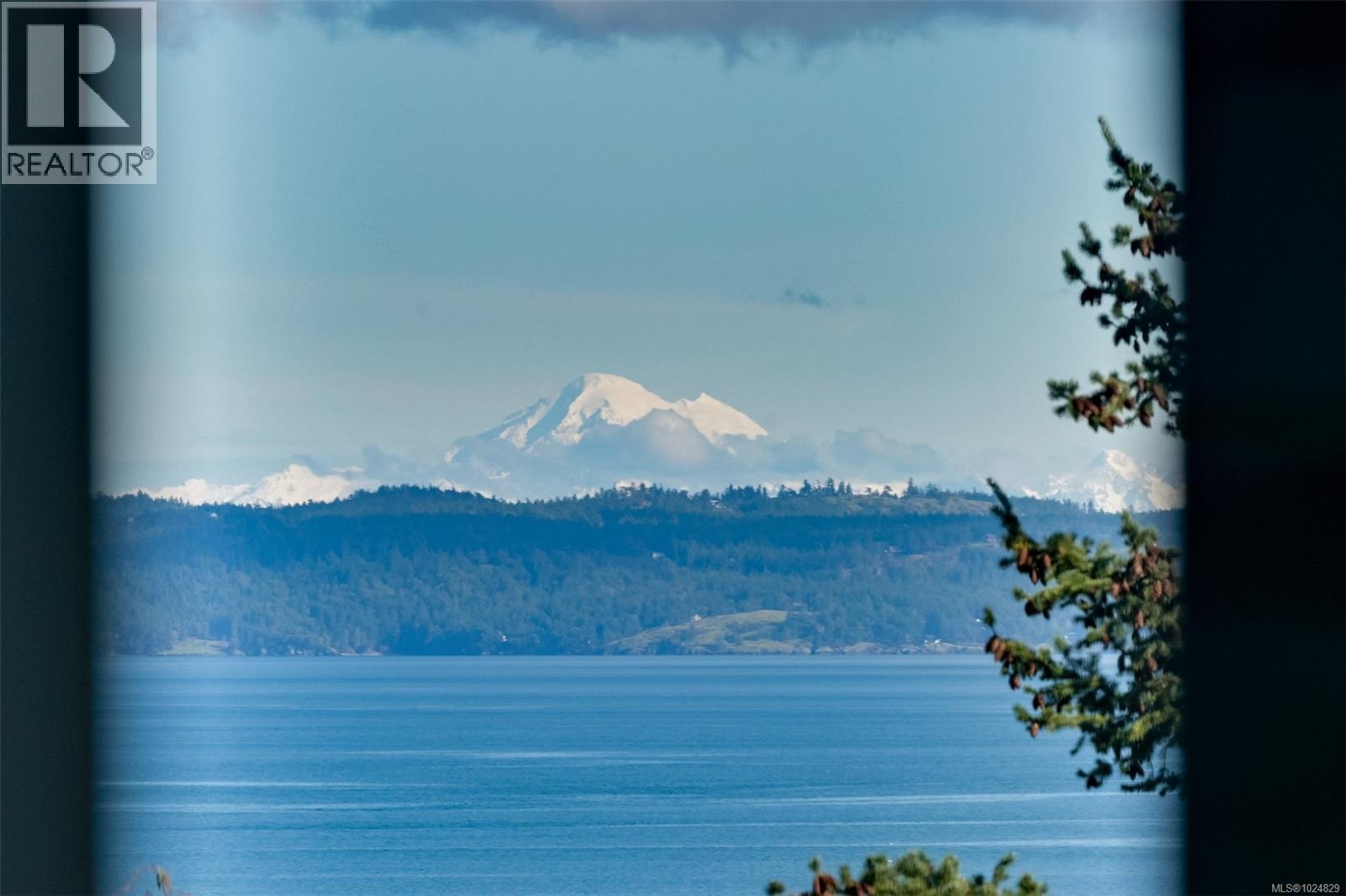  4599 Cordova Bay Road, Saanich