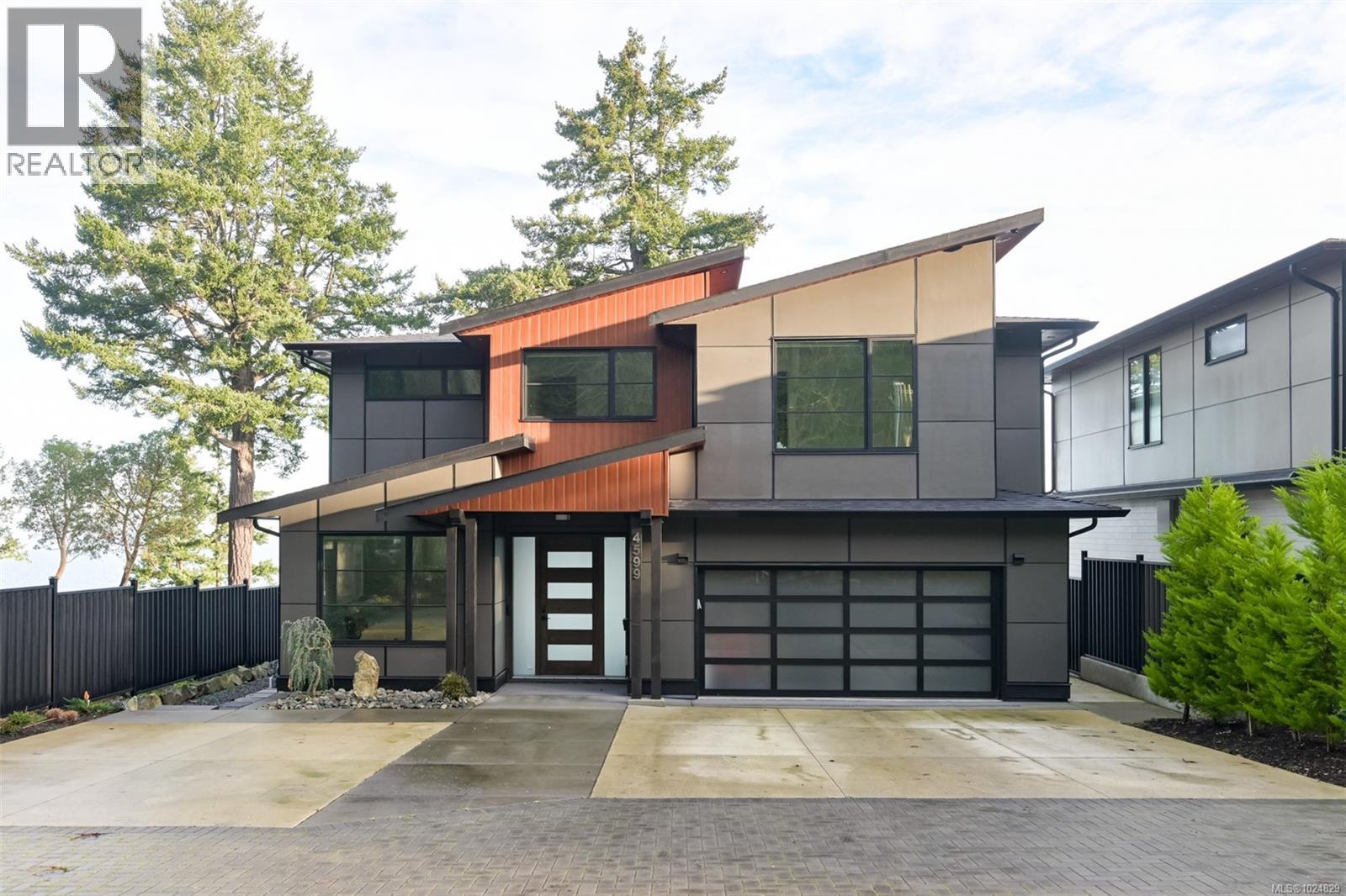  4599 Cordova Bay Road, Saanich