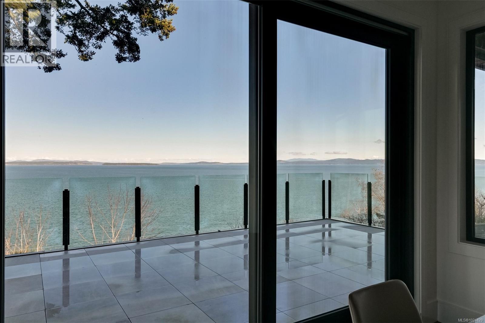  4599 Cordova Bay Road, Saanich