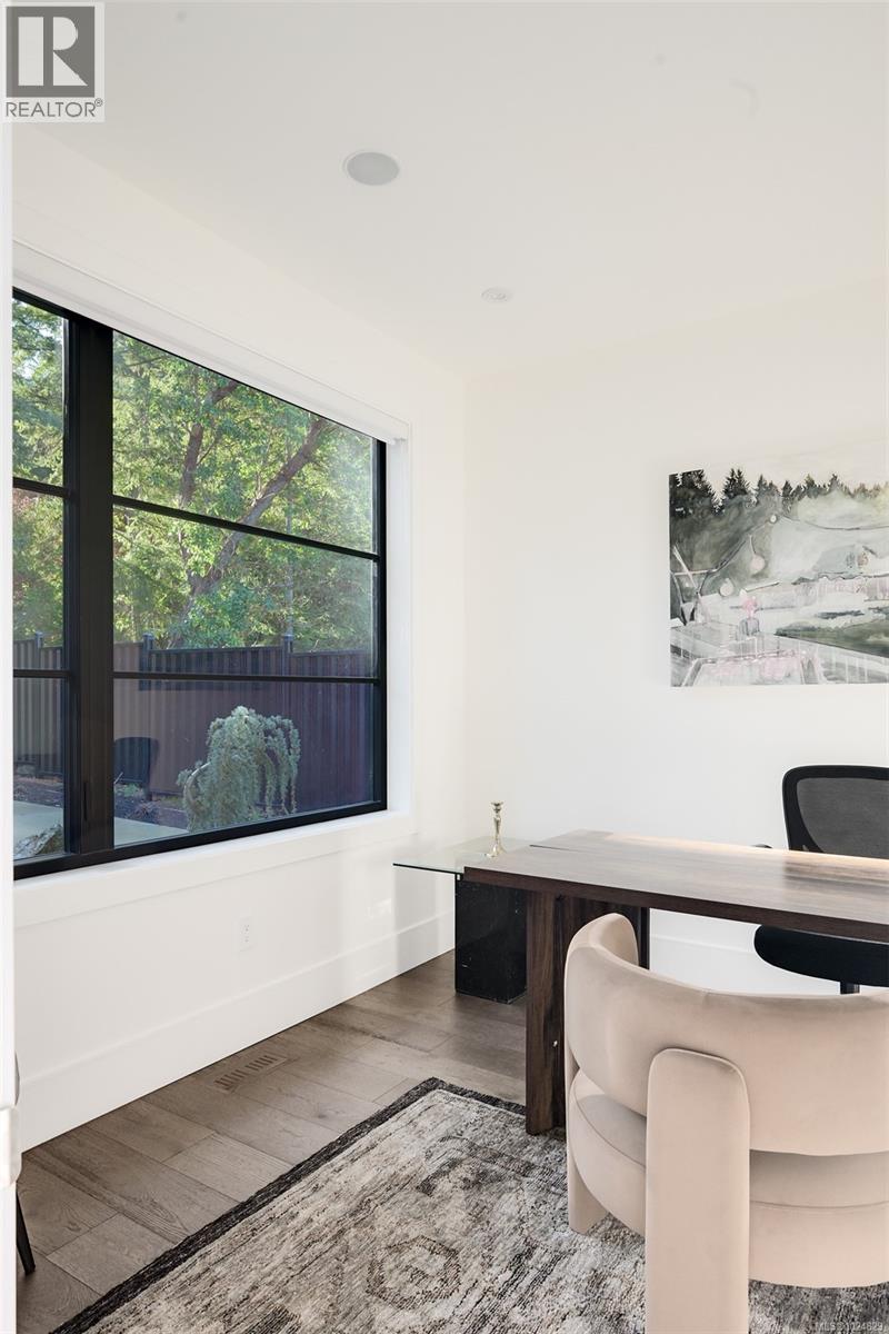  4599 Cordova Bay Road, Saanich