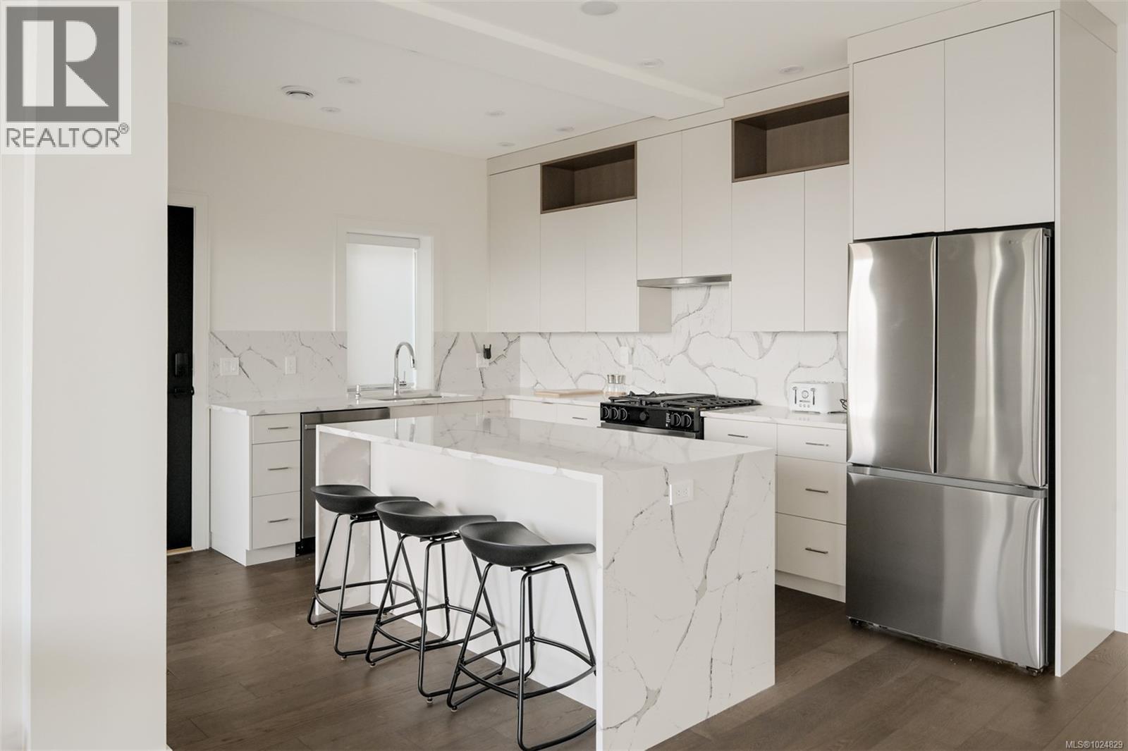 4599 Cordova Bay Rd - 71