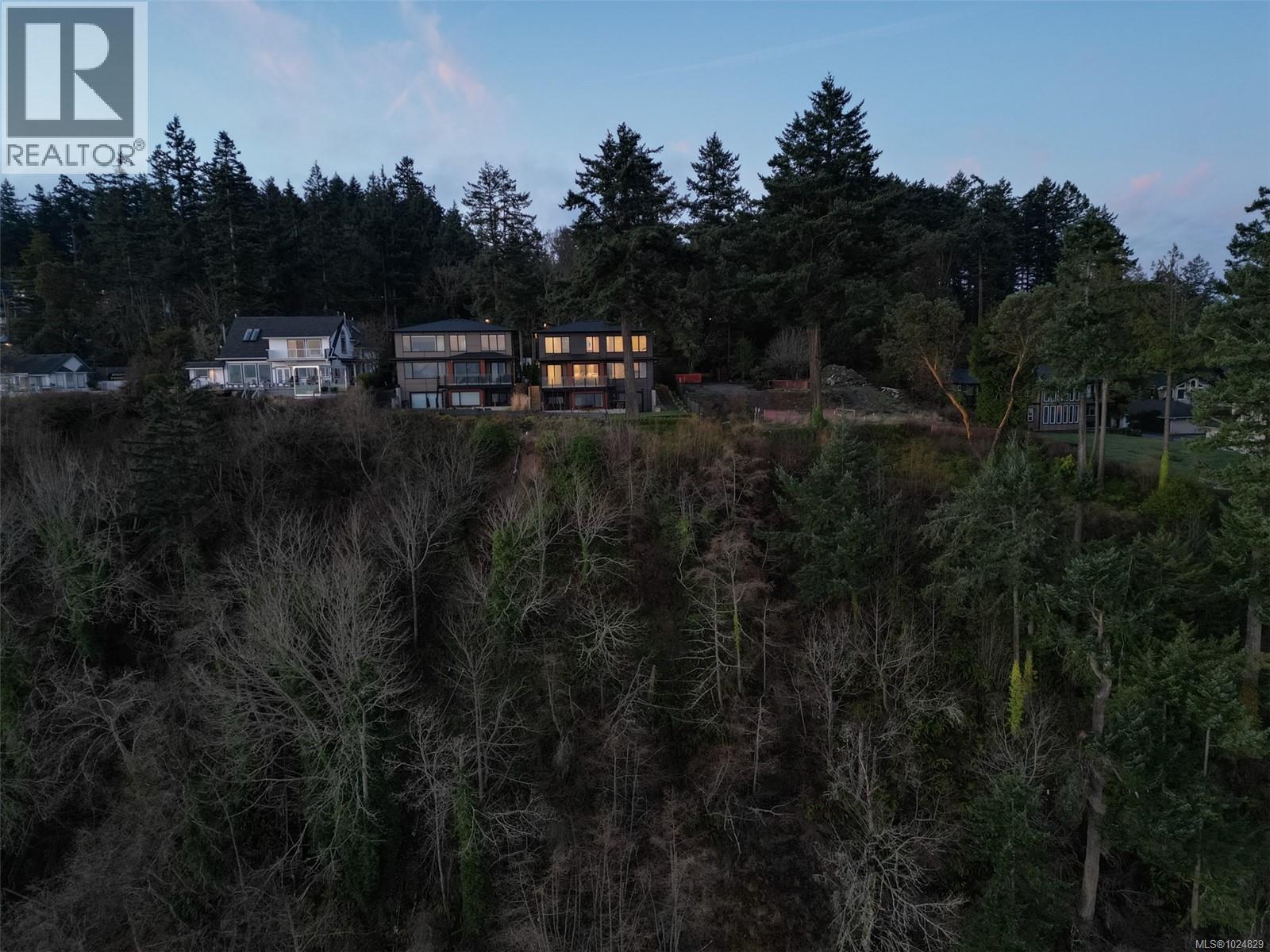  4599 Cordova Bay Road, Saanich