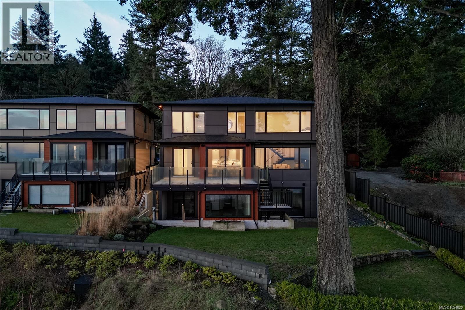  4599 Cordova Bay Road, Saanich